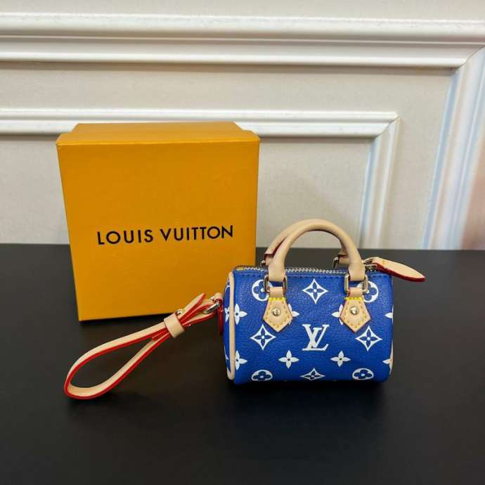 Picture of LV Keyring _SKULVkeyringlyh3512040